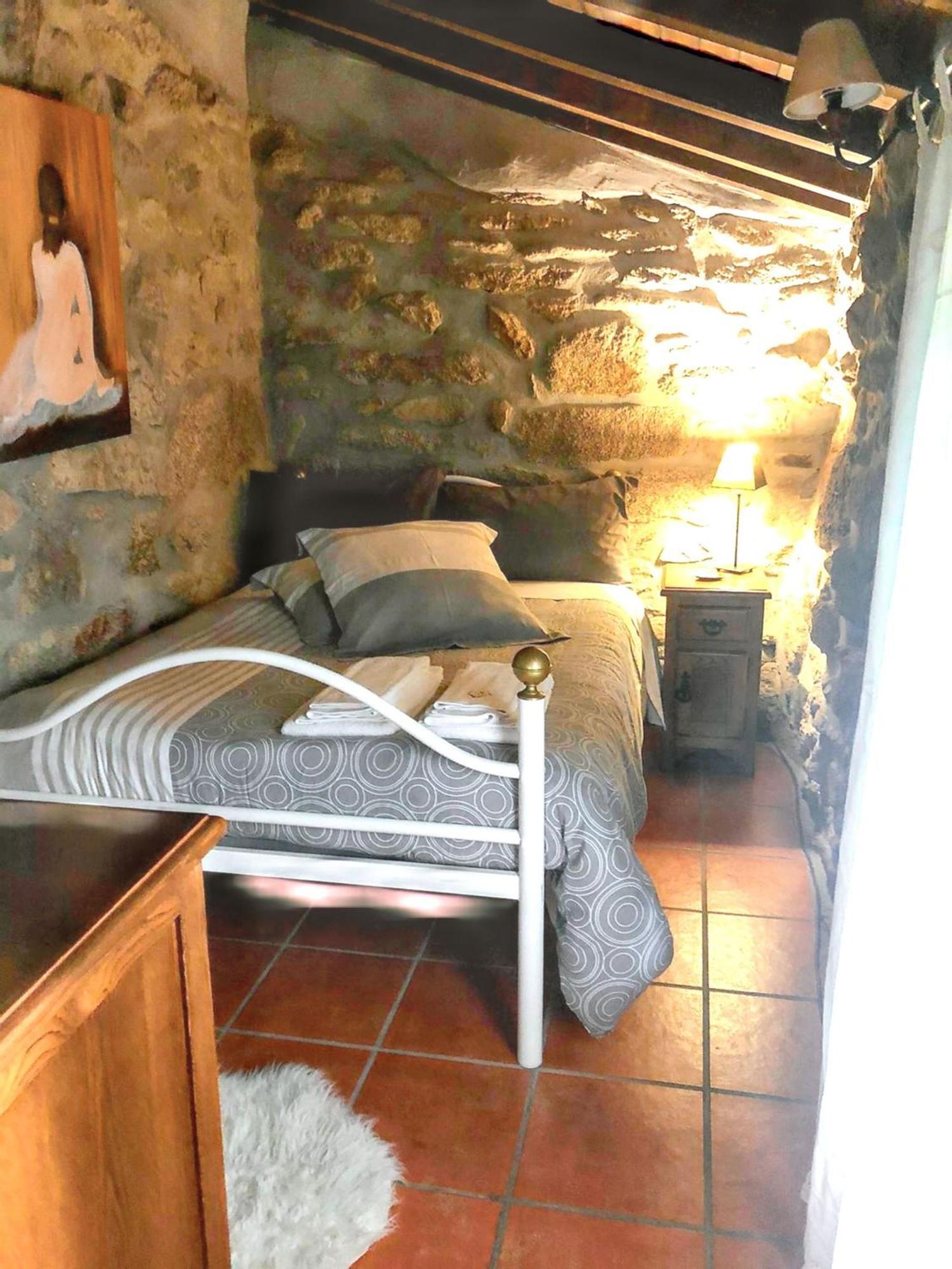 Welcoming House With Mountain View In Agueda Shared Pool Villa Urgueira  Exteriör bild