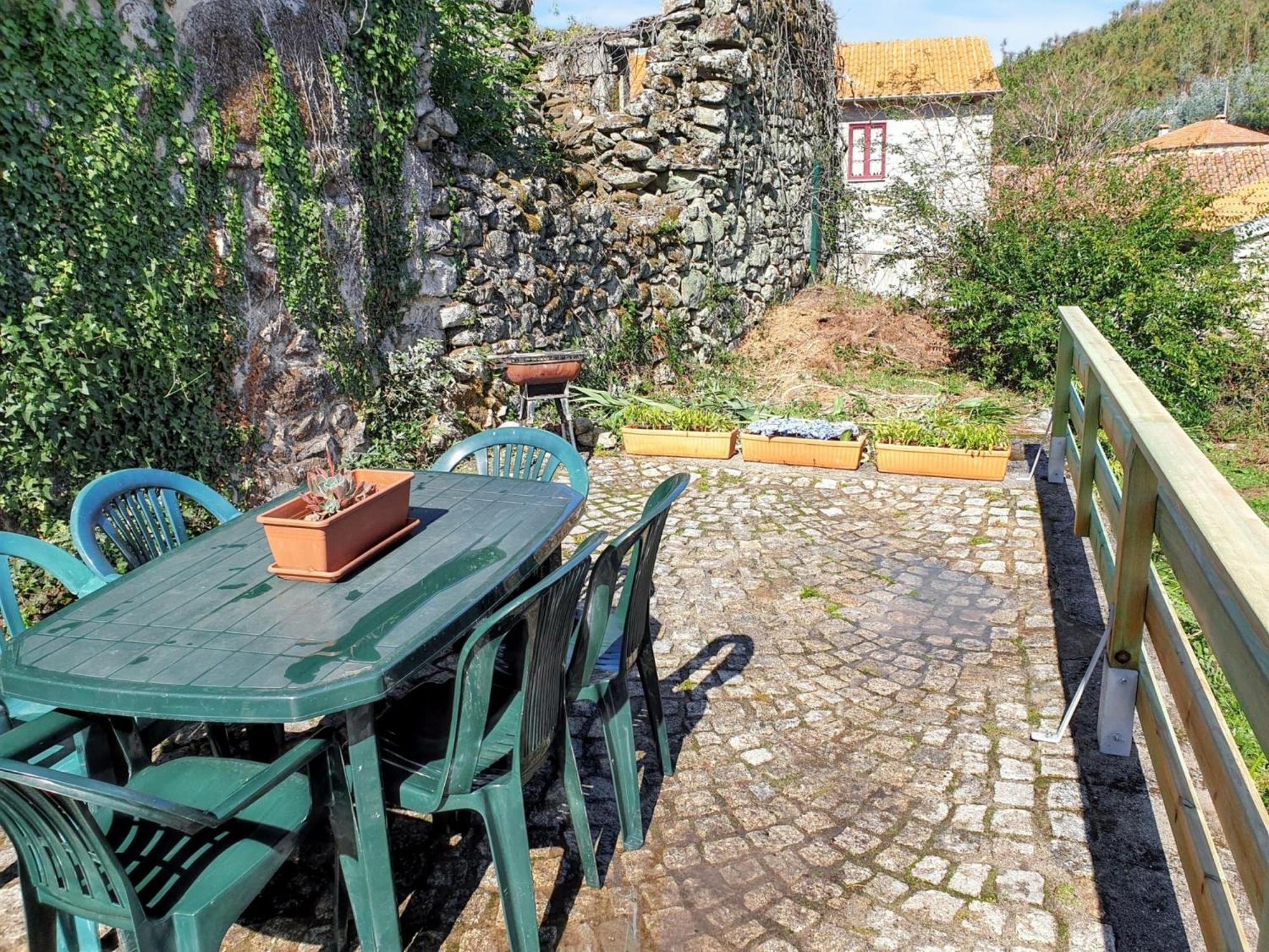 Welcoming House With Mountain View In Agueda Shared Pool Villa Urgueira  Exteriör bild